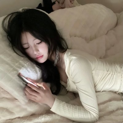踉跄女孩